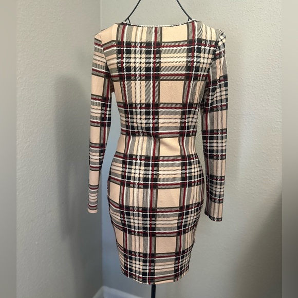 SHEIN Pink and Black Long Sleeve Bodycon Dress - Picture 5 of 6